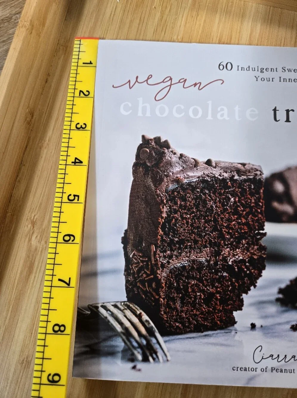 Sixty Artistan VEGAN Chocolate Treats Cookbook